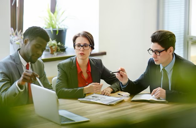 Advanced Meetings, Minute-Taking and Report Writing